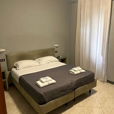 Smart Station Hotell Neapel